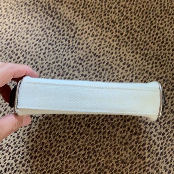 Coach Pouch - Picture 3 of 8